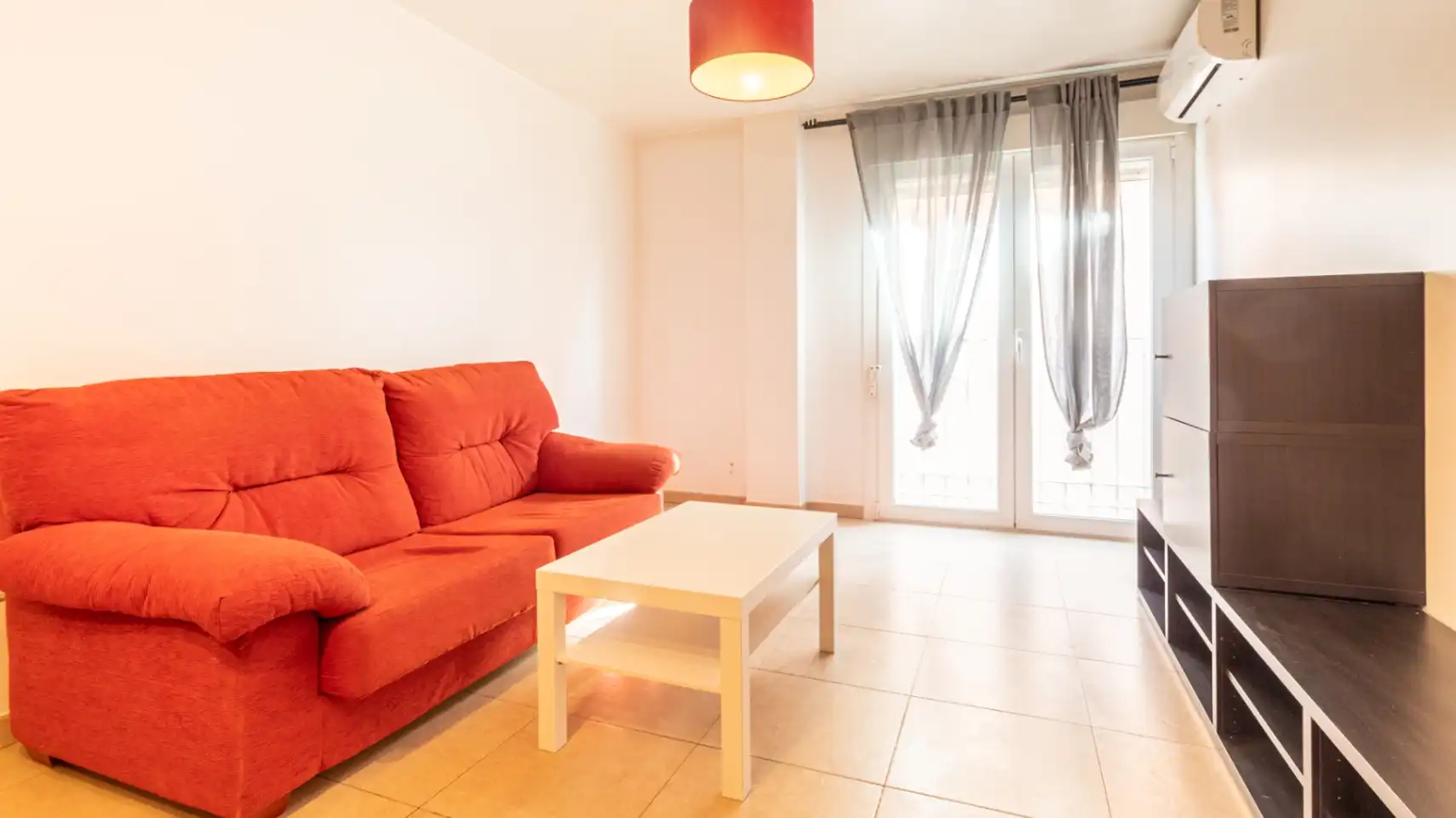 Wohnzimmer von Dachboden zum Verkauf in Ondara mit Klimaanlage, Heizung und Terrasse