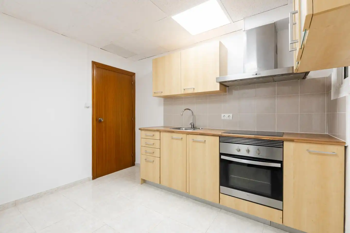 Cocina de Planta baja en venta en La Salut