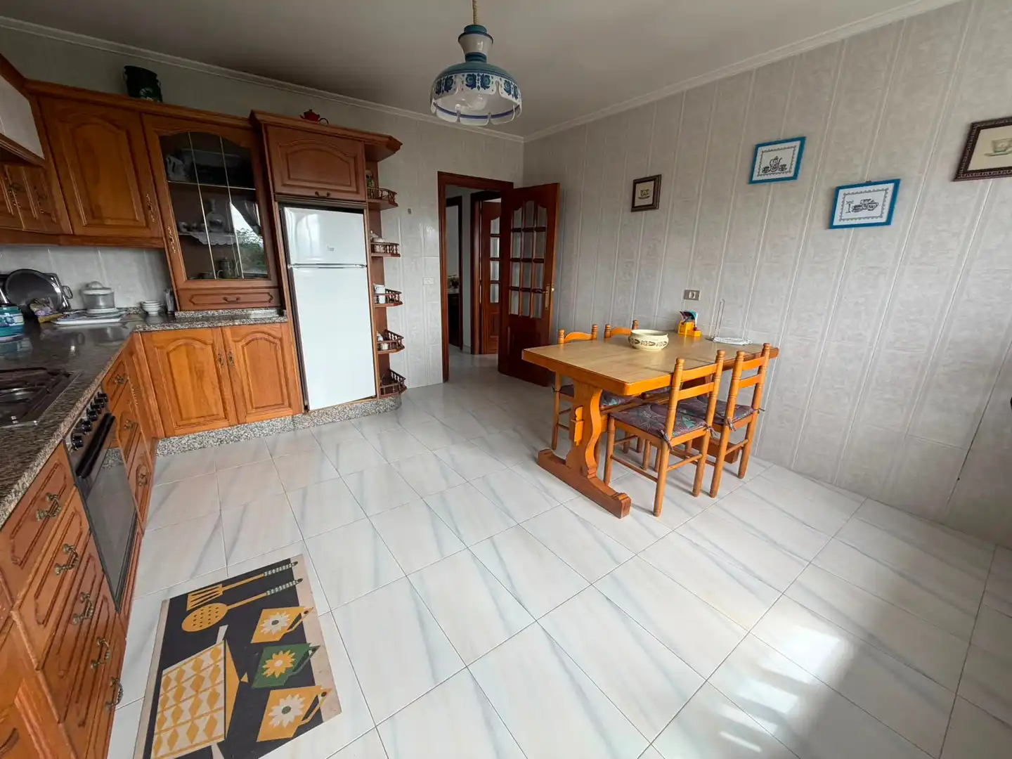 Cocina de Casa adosada en venta en Neda con Terraza y Amueblado