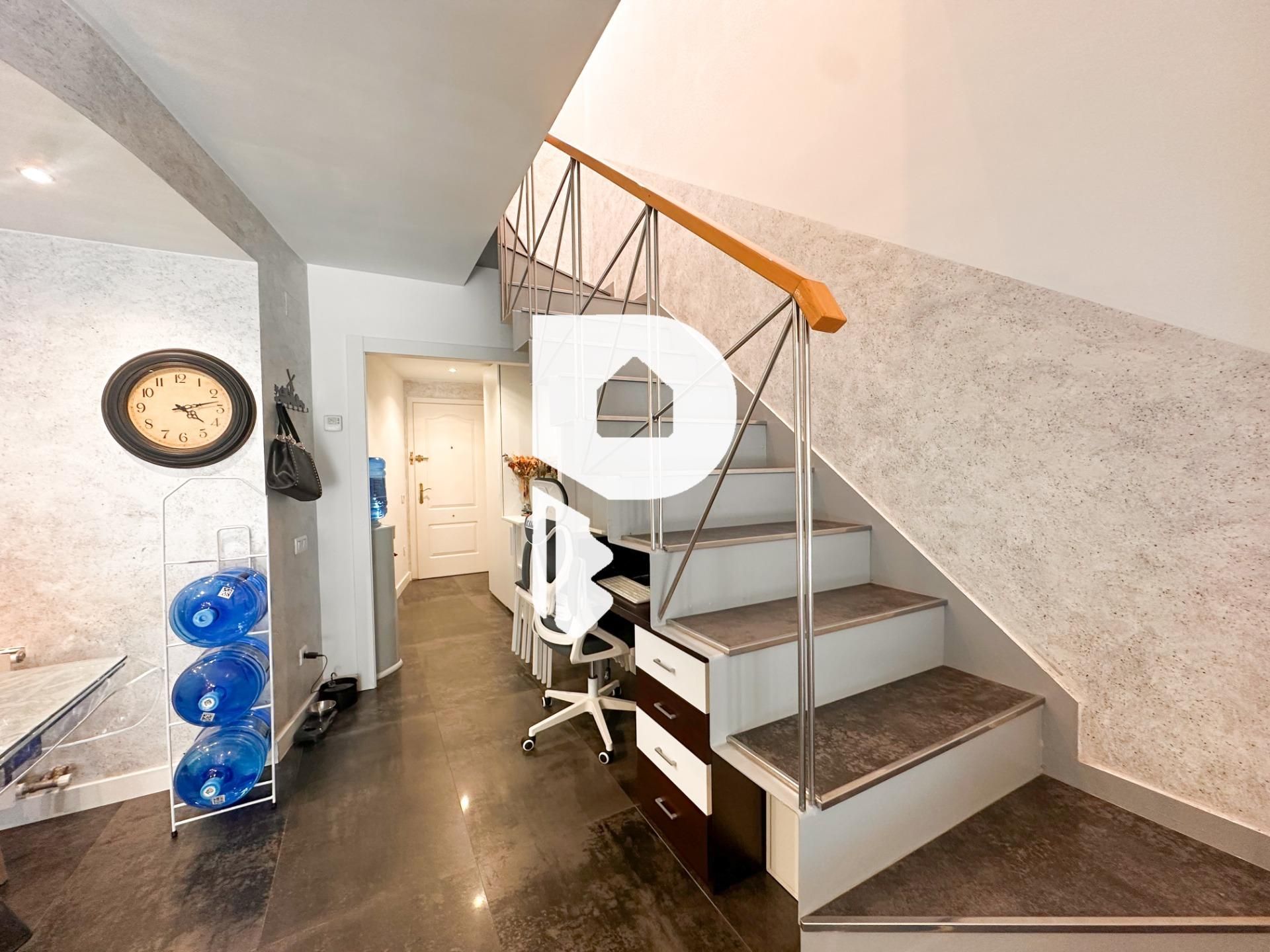 Duplex for sale in Sant Vicenç Dels Horts  with Air Conditioner, Heating and Parquet flooring