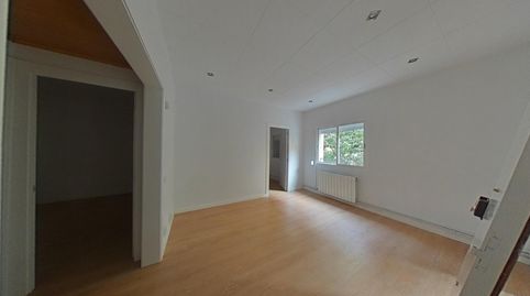 Foto 4 de Piso en venta en C/ Cadí, El Turó de la Peira, Barcelona Capital