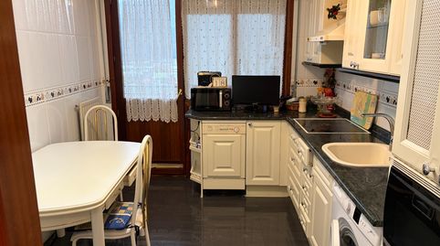 Foto 2 de Piso en venta en Matxitxako Kalea, Pozokoetxe, Basauri