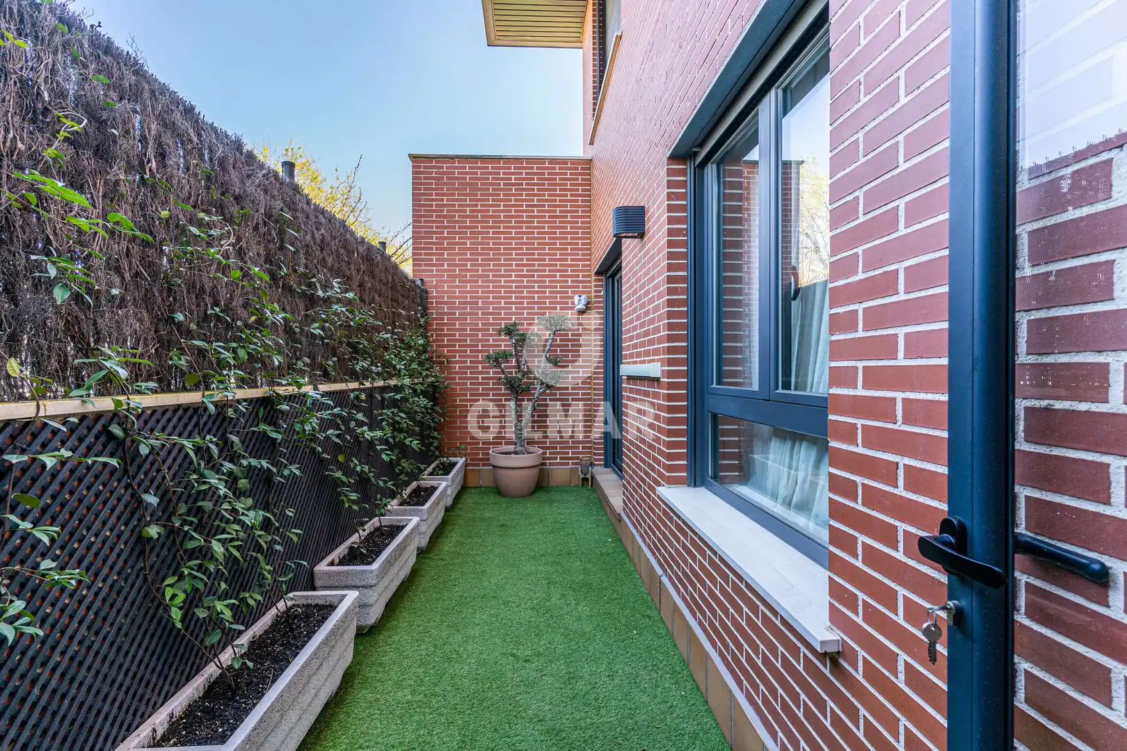 Terrassa de Planta baixa en venda en Pozuelo de Alarcón amb Calefacció, Jardí privat i Traster