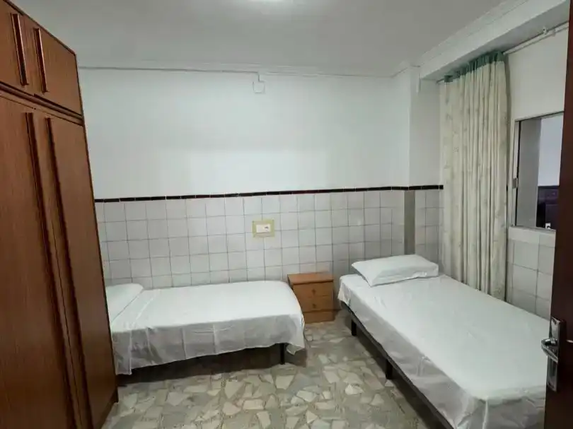 Schlafzimmer von Erdgeschoss zur Miete in Belmez mit Klimaanlage, Abstellraum und Möbliert