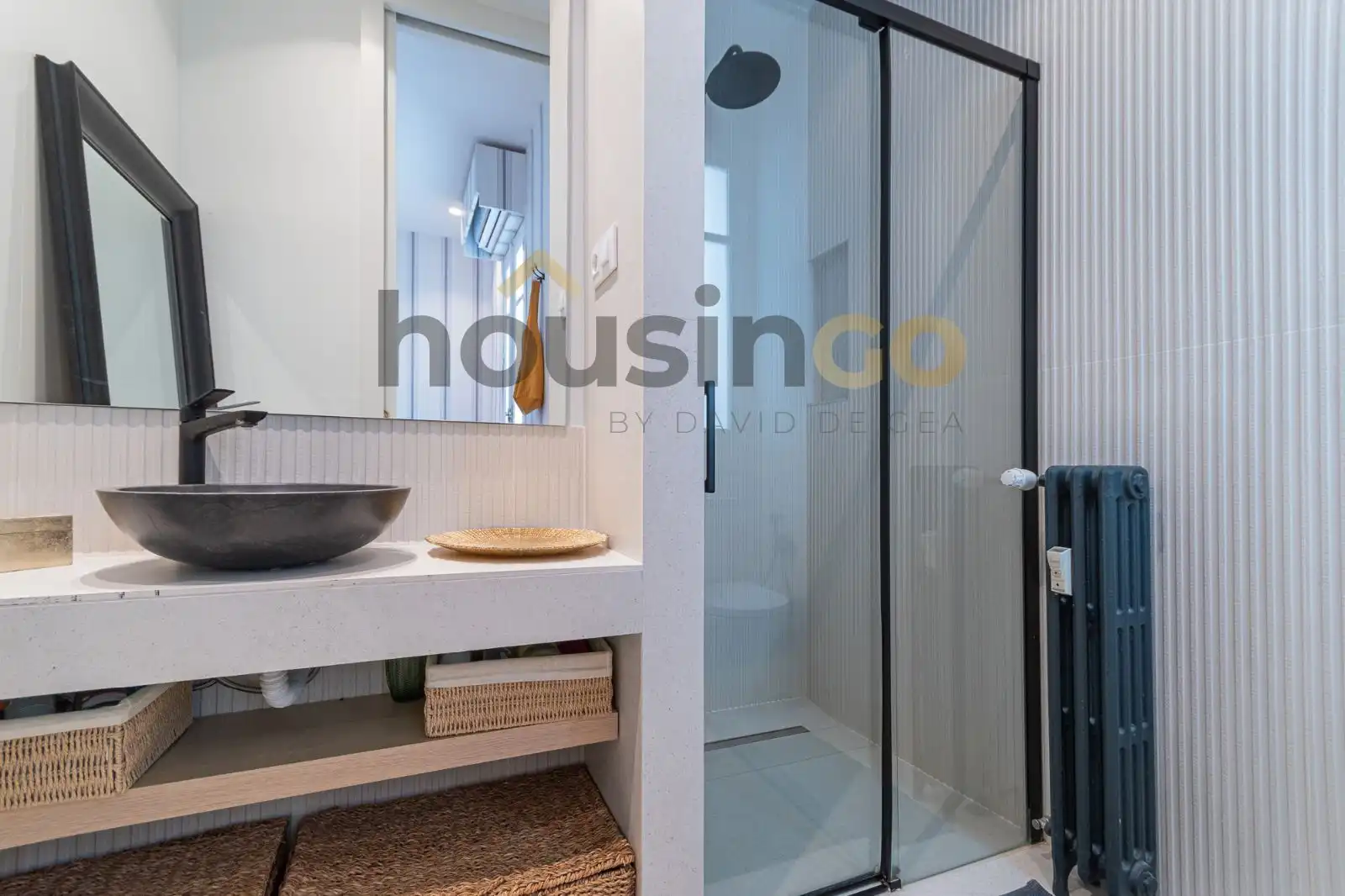 Badezimmer von Wohnung zur Miete in Madrid mit Klimaanlage, Heizung und Terrasse