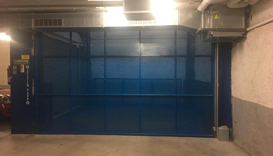 Foto 1 de Garatge en venda a Carrer de Ramon Turró, 209, El Poblenou, Barcelona