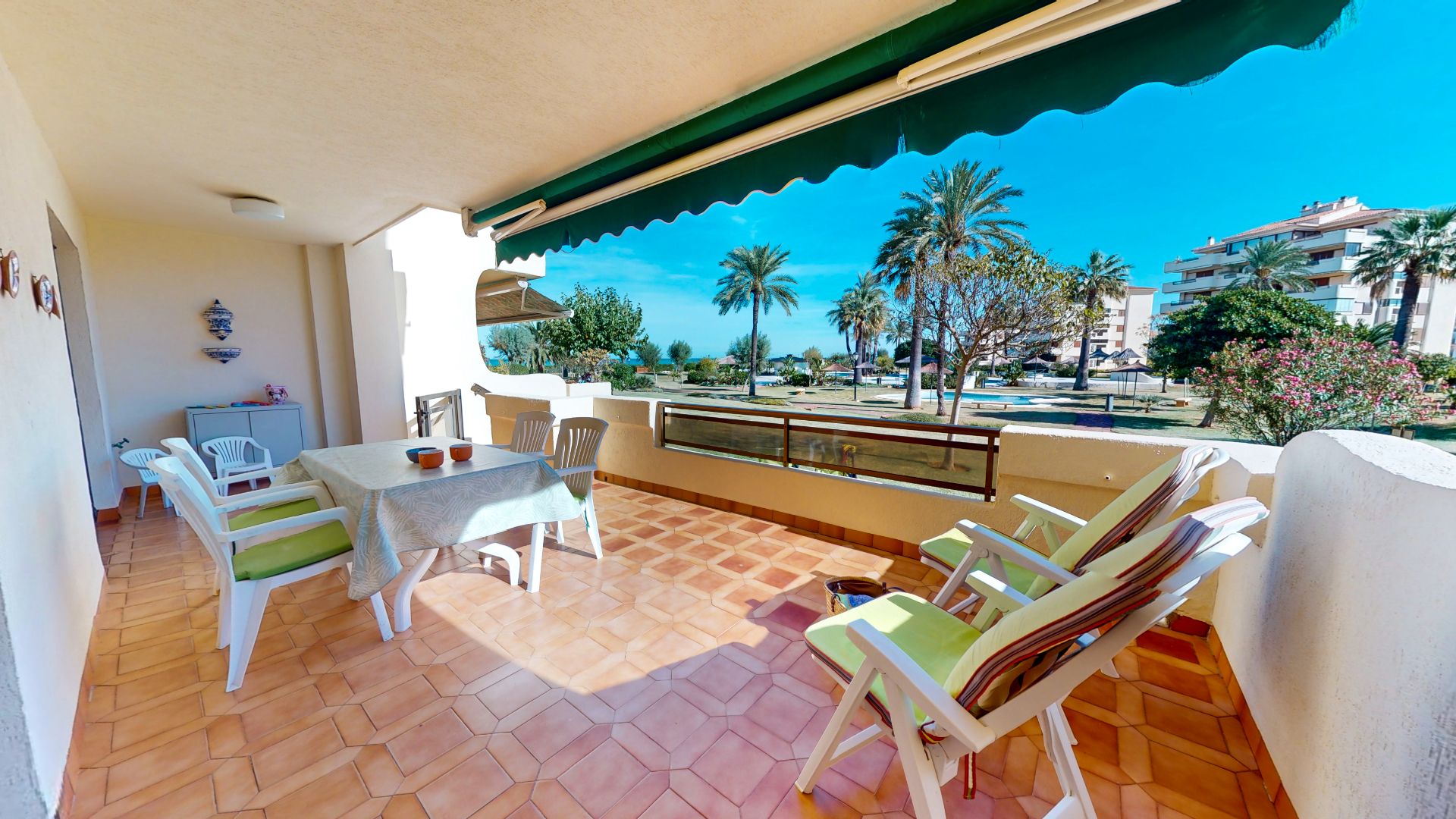 Terrace of Flat to rent in Dénia  with Air Conditioner, Heating and Terrace