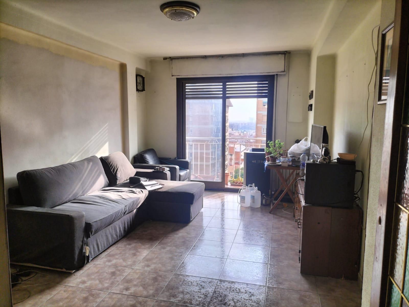 Living room of Flat for sale in  Barcelona Capital  with Heating
