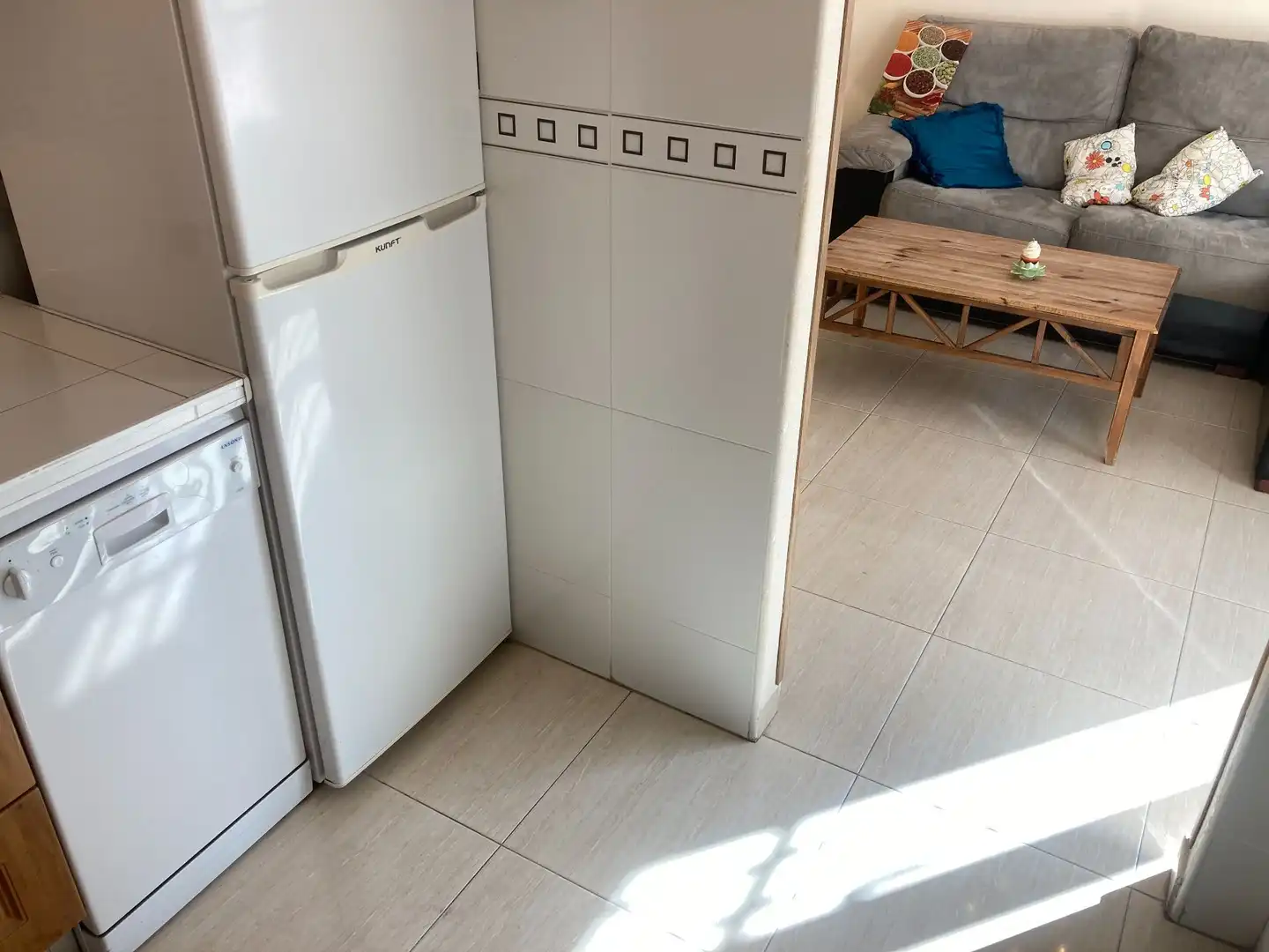 Kitchen of Flat for sale in Roquetas de Mar  with Air Conditioner, Terrace and Swimming Pool