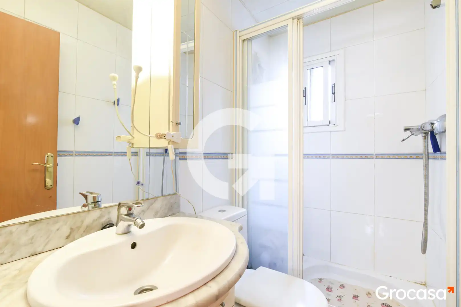 Bathroom of Flat for sale in Sant Joan Despí  with Air Conditioner and Balcony