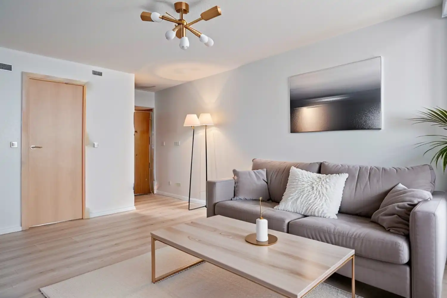 Sala de estar de Piso en venta en L'Hospitalet de Llobregat con Parquet, Amueblado y Internet