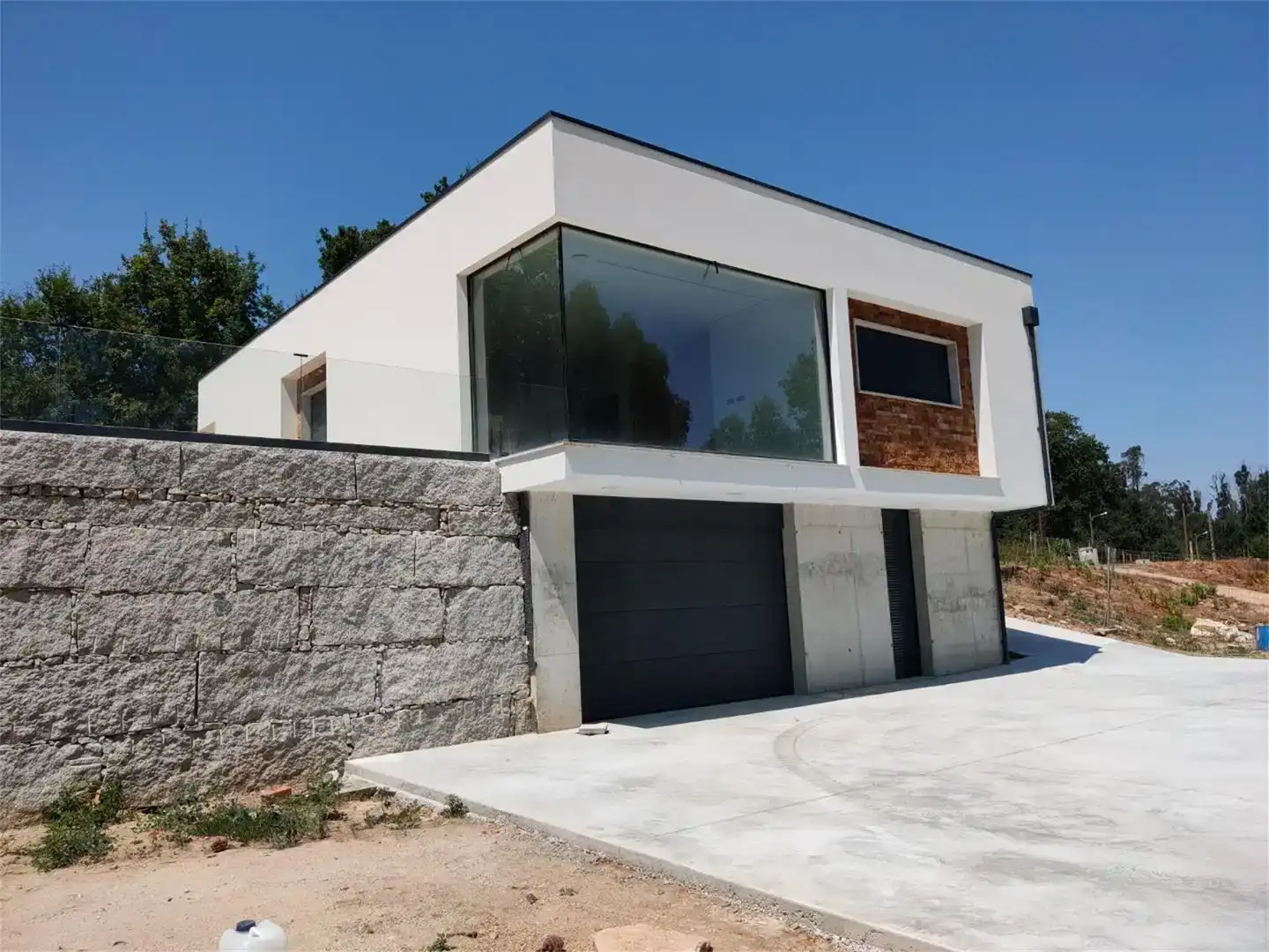 Vista exterior de Casa o xalet en venda en Salvaterra de Miño amb Piscina