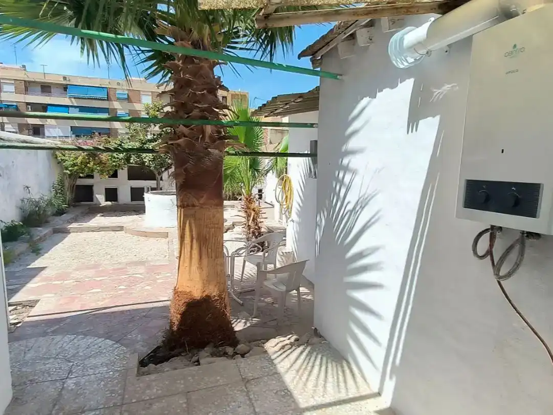 Erdgeschoss zur Miete in Calle Alfonso XIII, 50, Centro