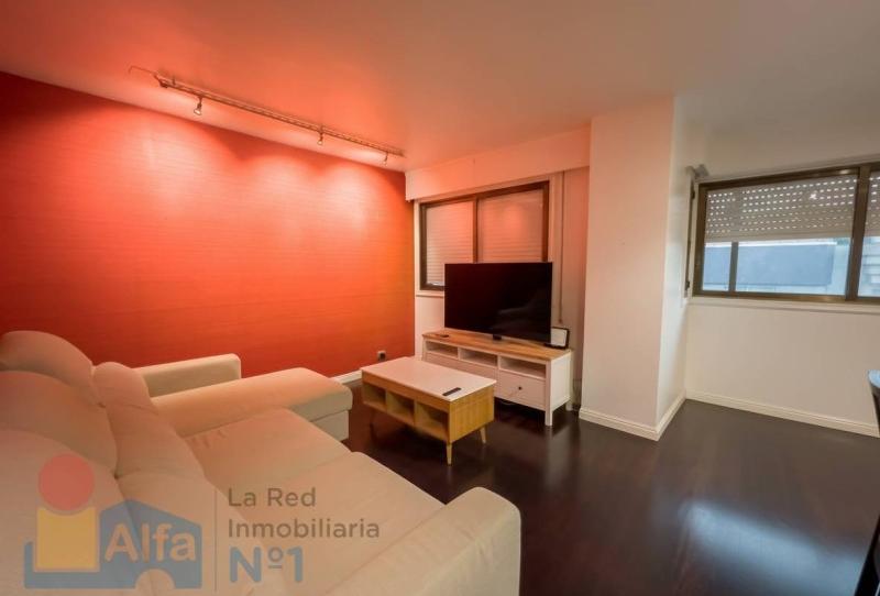 Photo 1 of Attic to rent in Praza Independencia, Pontevedra