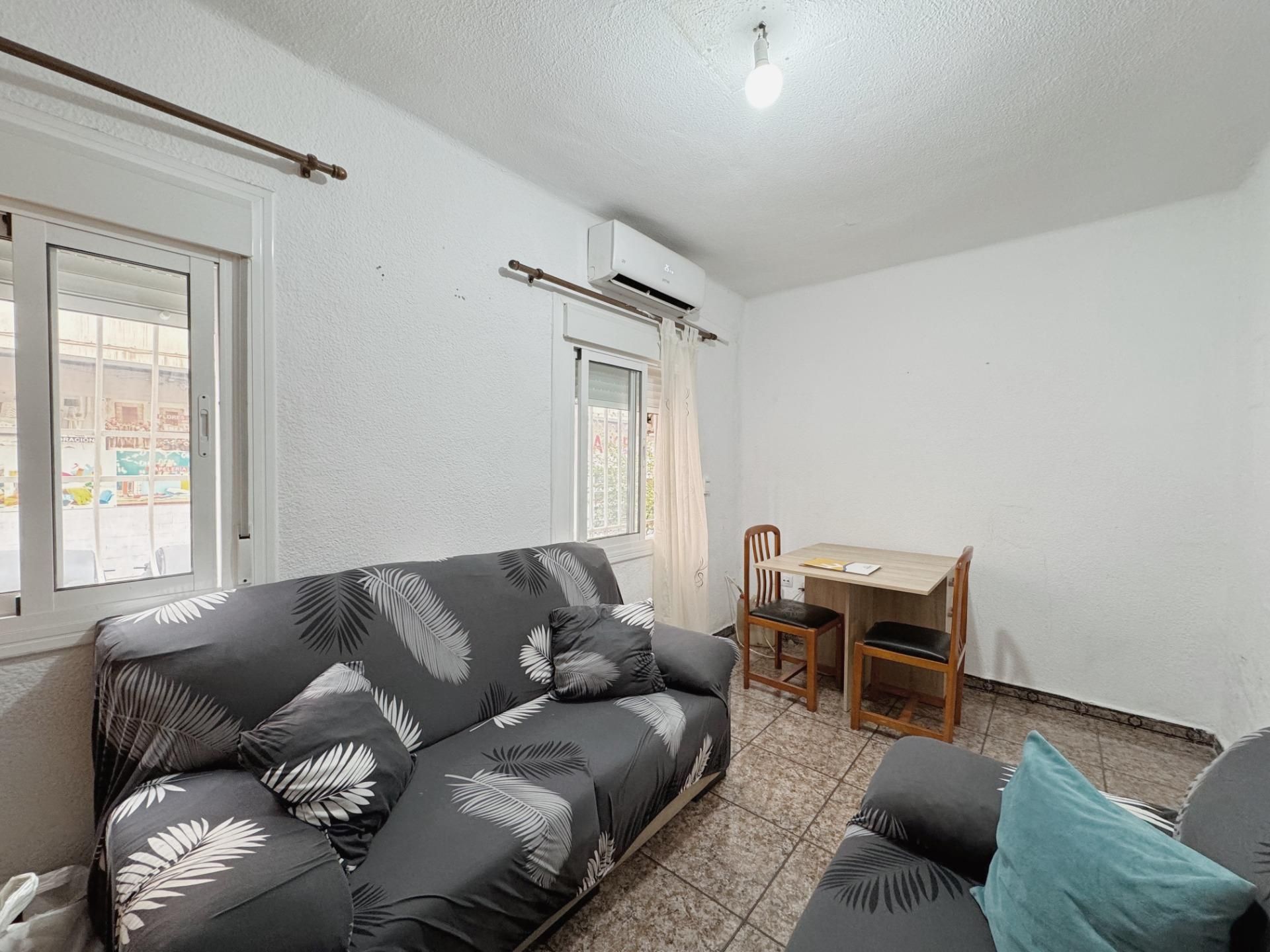 Living room of Planta baja for sale in  Almería Capital  with Air Conditioner