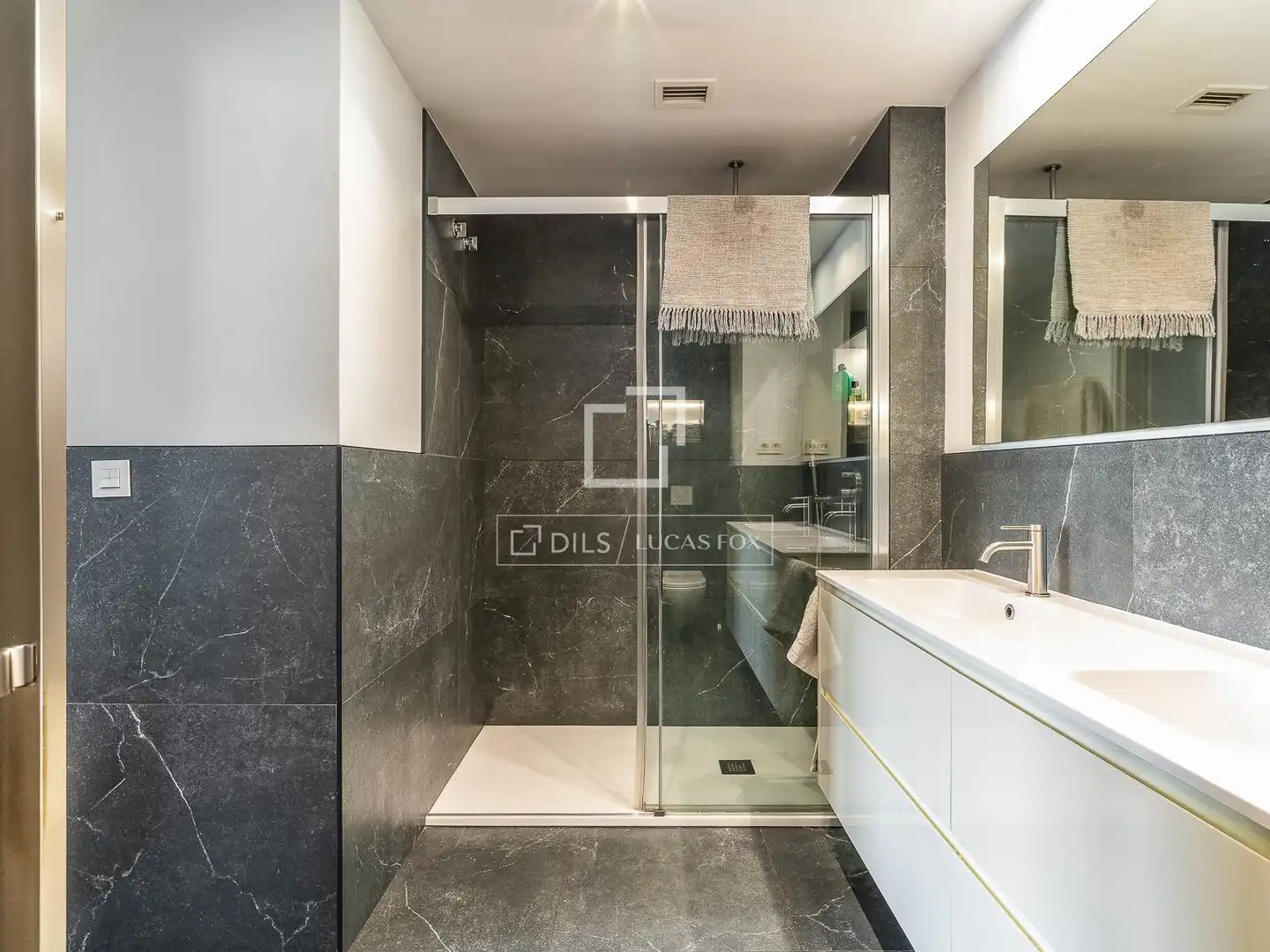 Appartamento con balcone in vendita a Eixample, imagen 19
