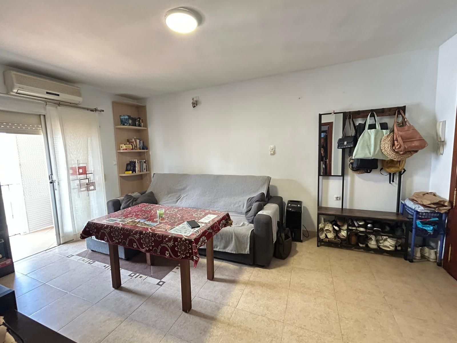 Sala de estar de Piso en venta en Antequera con Aire acondicionado, Trastero y Balcón