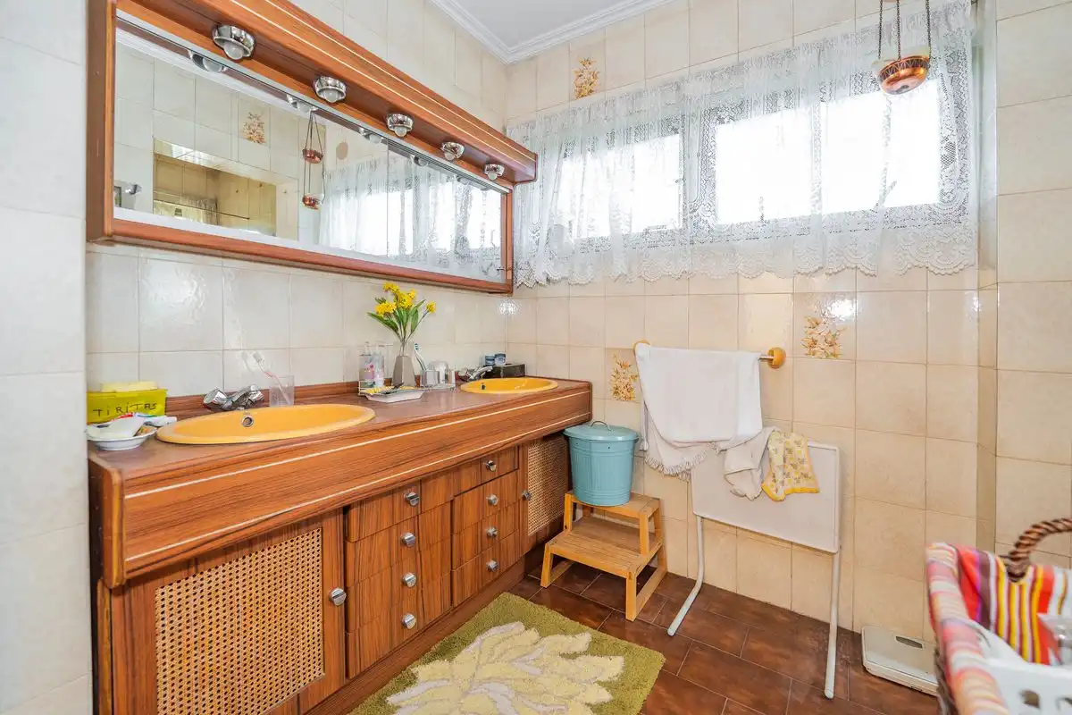 Casa amb terrassa en venda a C. de Basilio de Prado, imagen 25