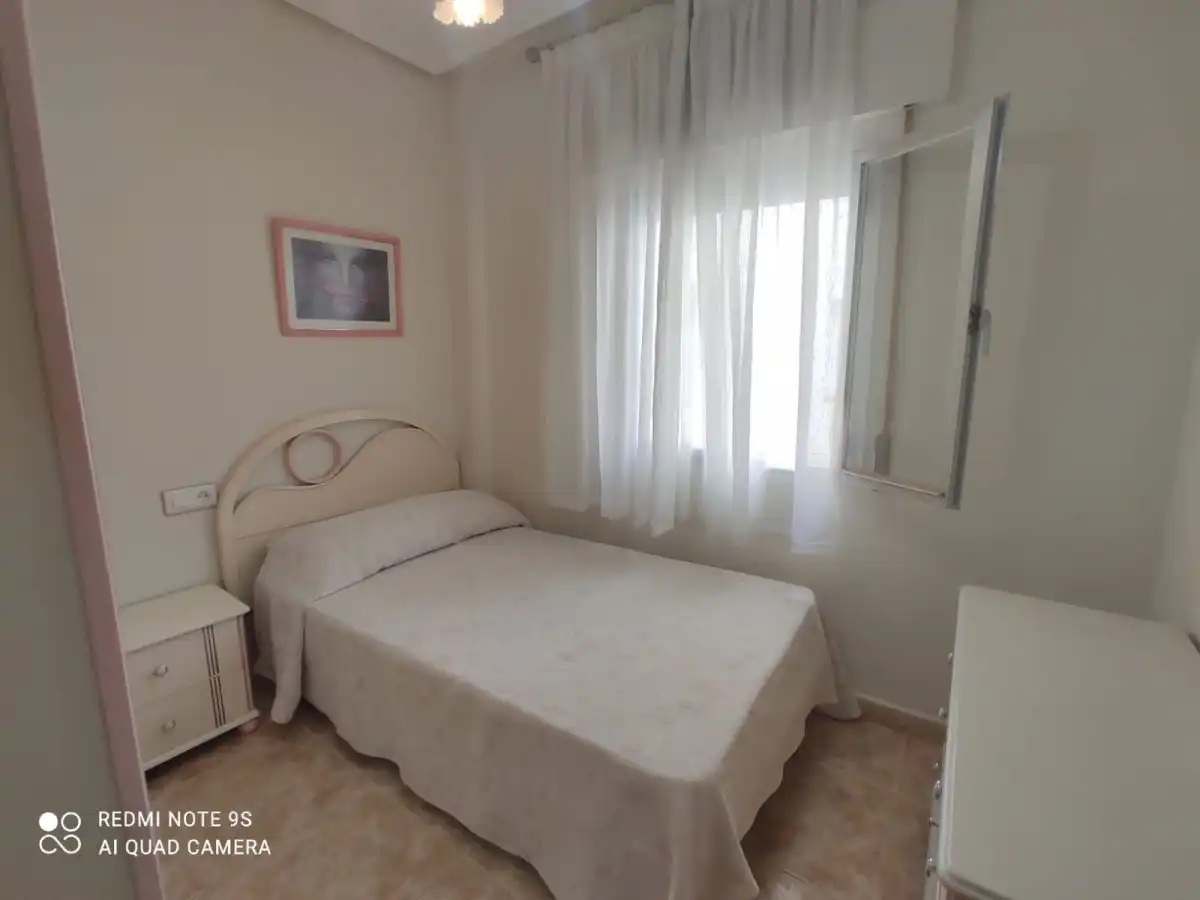 Schlafzimmer von Wohnung zur Miete in Jaén mit Möbliert