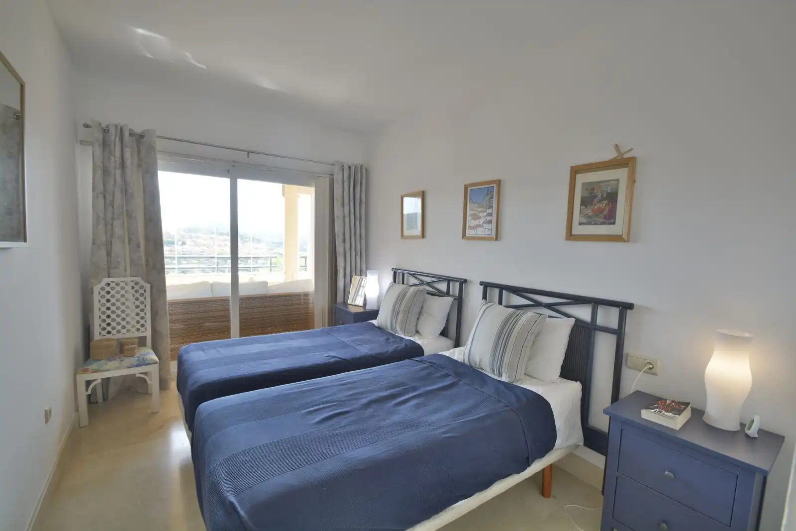 Bedroom of Apartments for sale in Marbella  with Private garden and Community pool