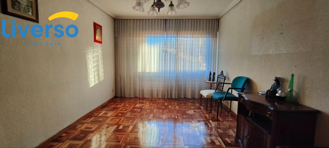 Sala d'estar de Pis en venda en Aranda de Duero amb Calefacció, Terrassa i Traster