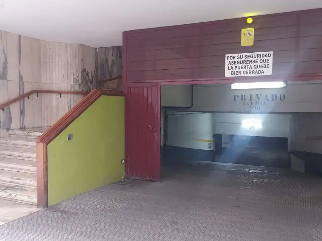 Parking de Piso en venta en  Valencia Capital con Aire acondicionado y Balcón