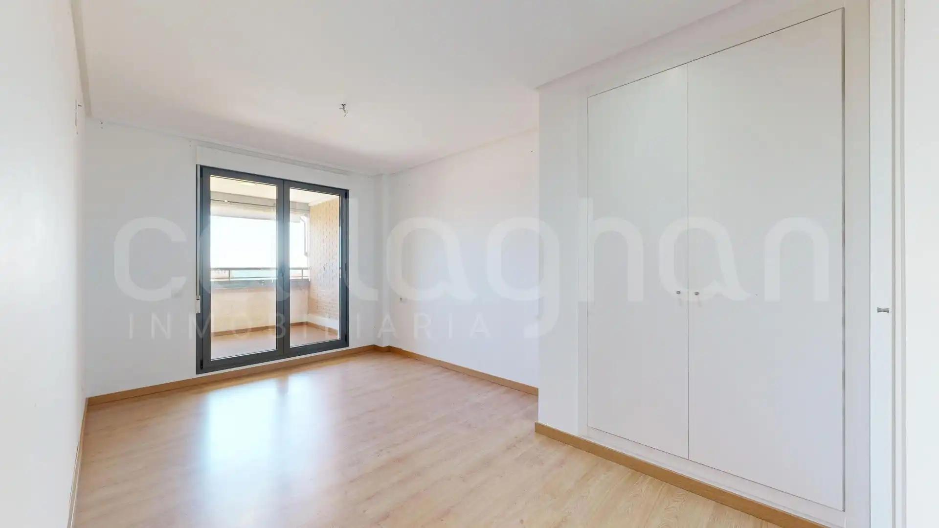 Habitación de Ático en venta en Alboraya con Aire acondicionado, Jardín privado y Terraza