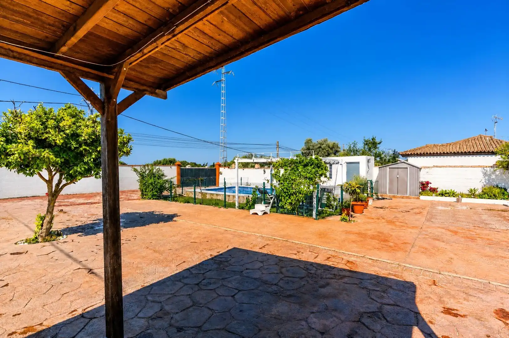 Terrassa de Casa o xalet en venda en Chiclana de la Frontera amb Aire condicionat, Jardí privat i Terrassa