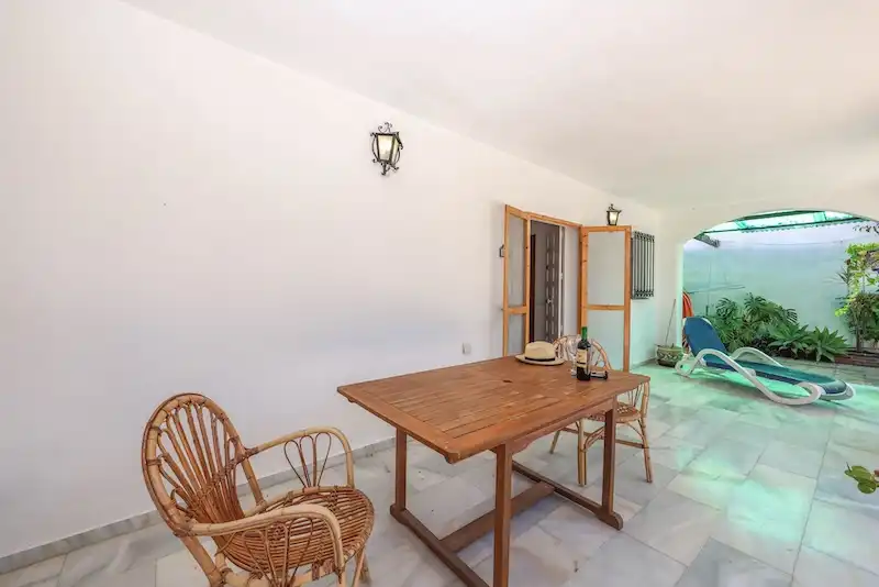 Terrassa de Casa o xalet en venda en Guaro amb Jardí privat i Piscina