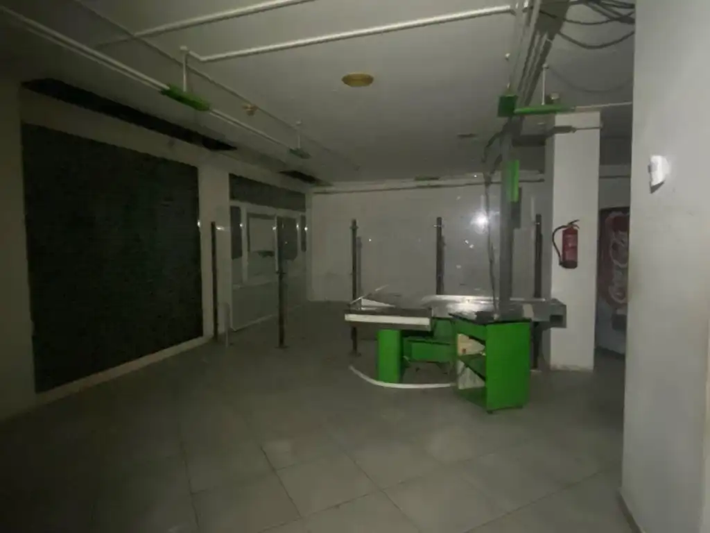 Local comercial en venda a Centre - Passeig i Rodalies, imagen 13
