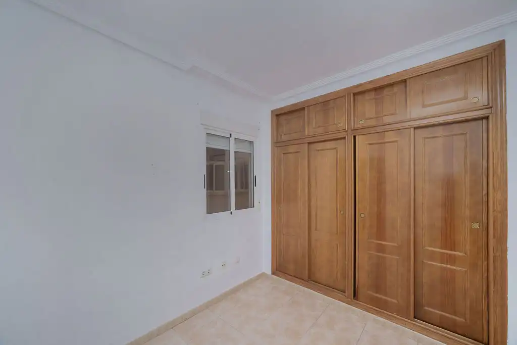 Habitación de Piso en venta en Torrevieja con Piscina
