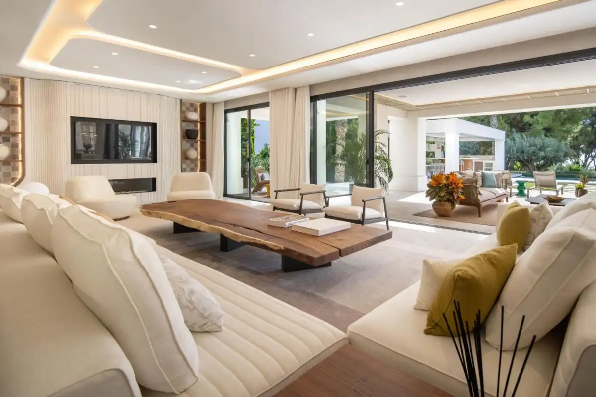 Sala de estar de Casa o chalet en venta en Marbella con Aire acondicionado, Jardín privado y Terraza