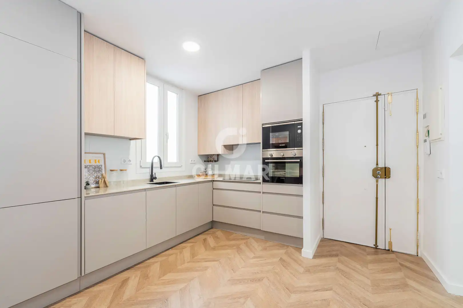 Kitchen of Flat for sale in Madrid  with Heating