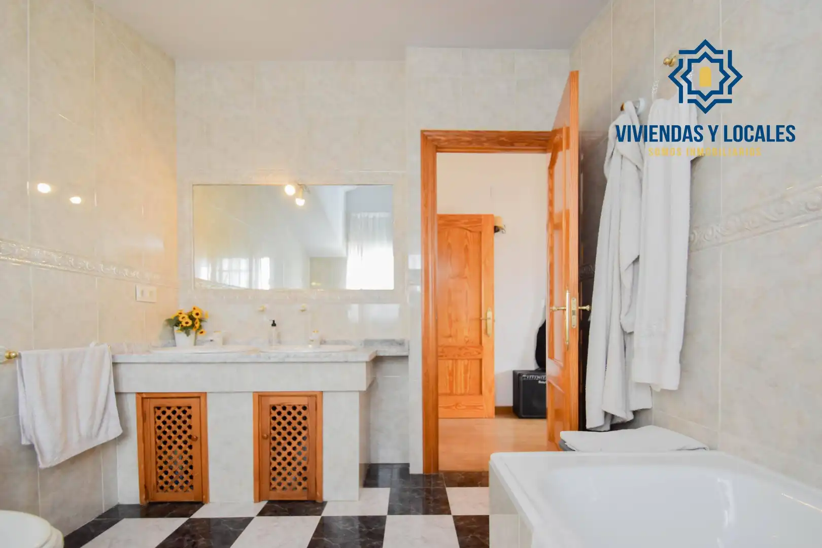 Detached house with pool for sale in Calle de Malacavi, imagen 35