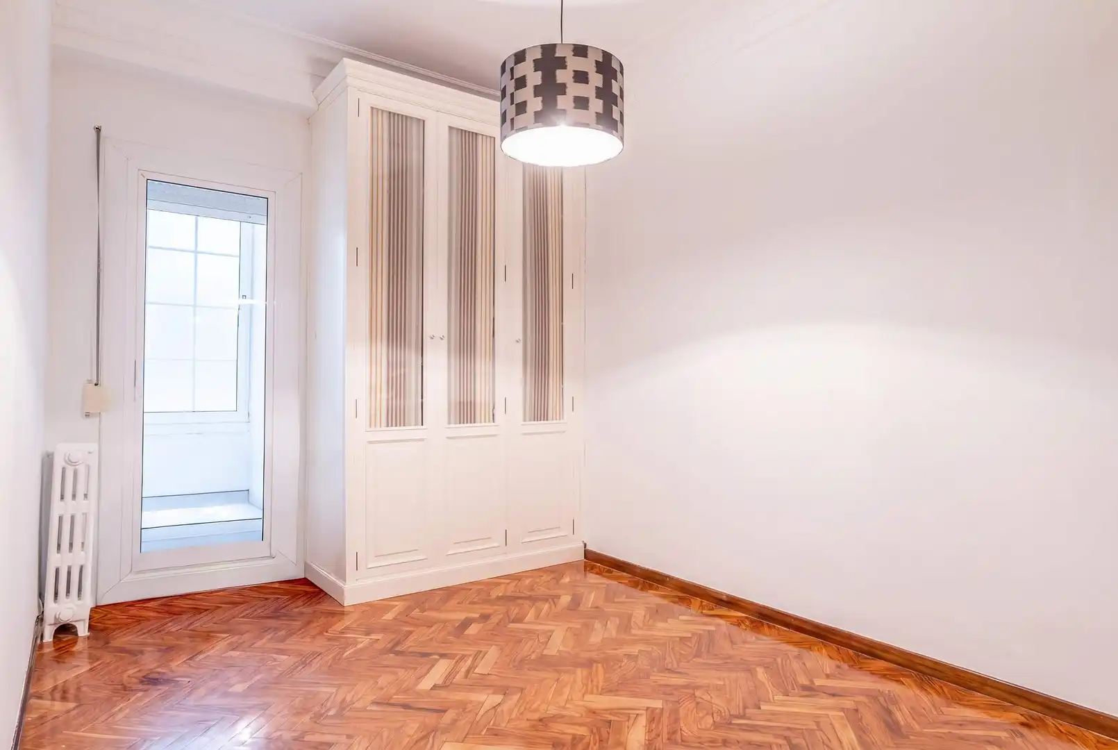 Dormitori de Pis en venda en Zaragoza amb Calefacció i Parquet