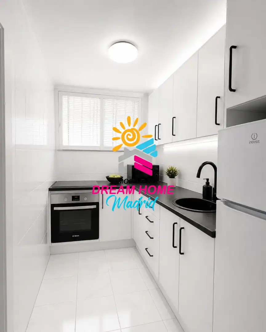 Duplex with garden for sale in Glorieta de los Carmenes, imagen 2