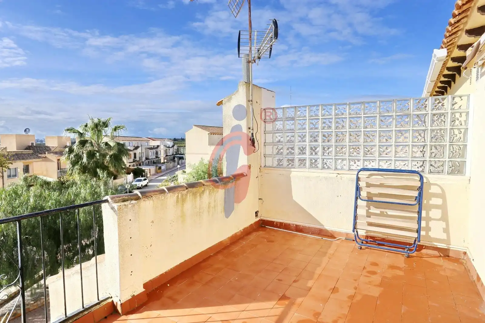 Terrace of Single-family semi-detached for sale in Guardamar del Segura  with Terrace and Community pool