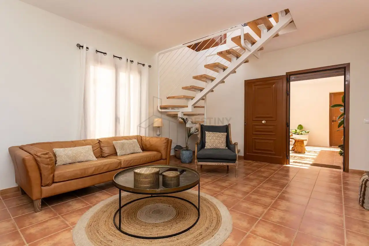 Sala de estar de Casa o chalet en venta en La Oliva con Jardín privado, Terraza y Amueblado