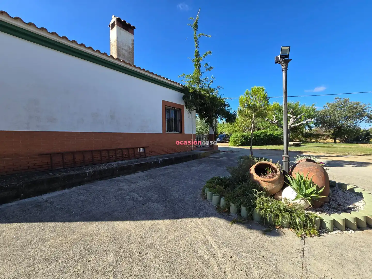 Vista exterior de Casa o xalet en venda en Alcaracejos amb Traster i Piscina