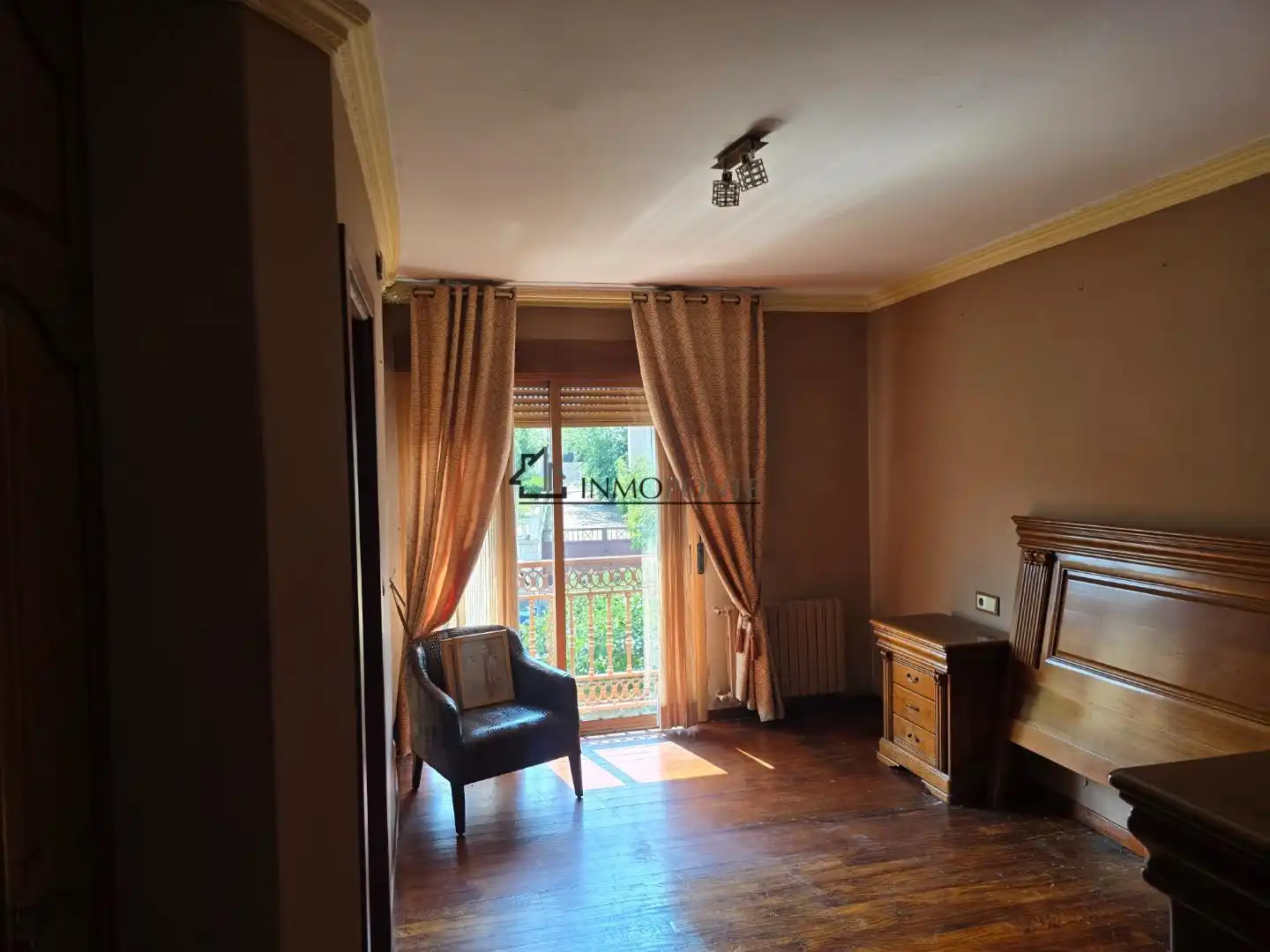 Dormitori de Casa o xalet en venda en Pontevedra Capital  amb Calefacció, Jardí privat i Terrassa