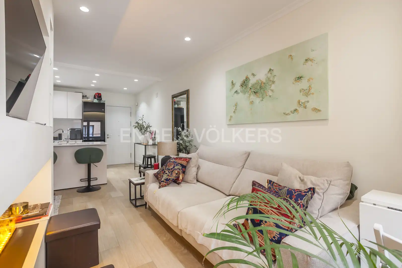 Exterior view of Flat for rent in Madrid  with Air Conditioner, Heating and Furnished