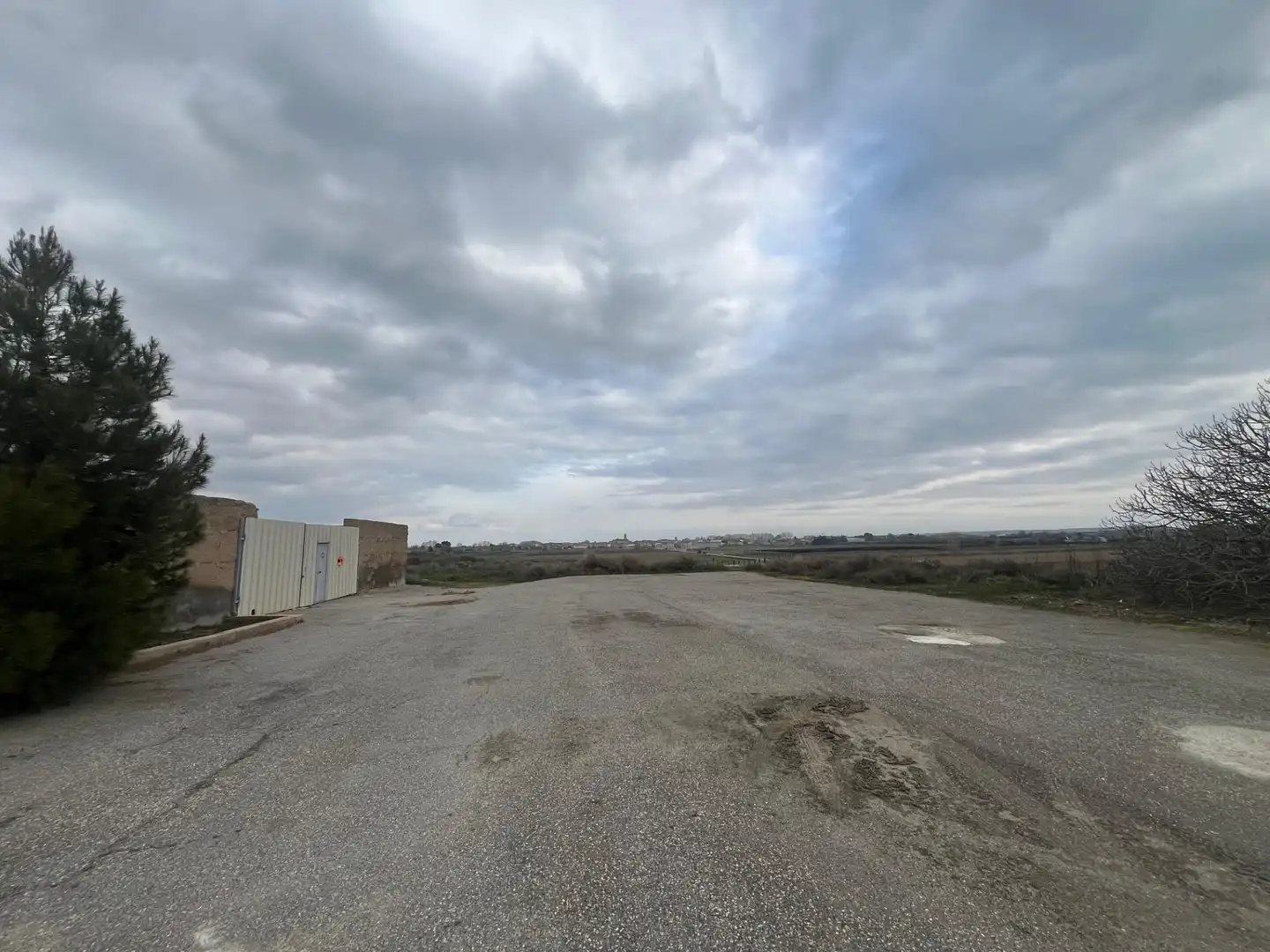 Terreno industrial en venta en Bellvís