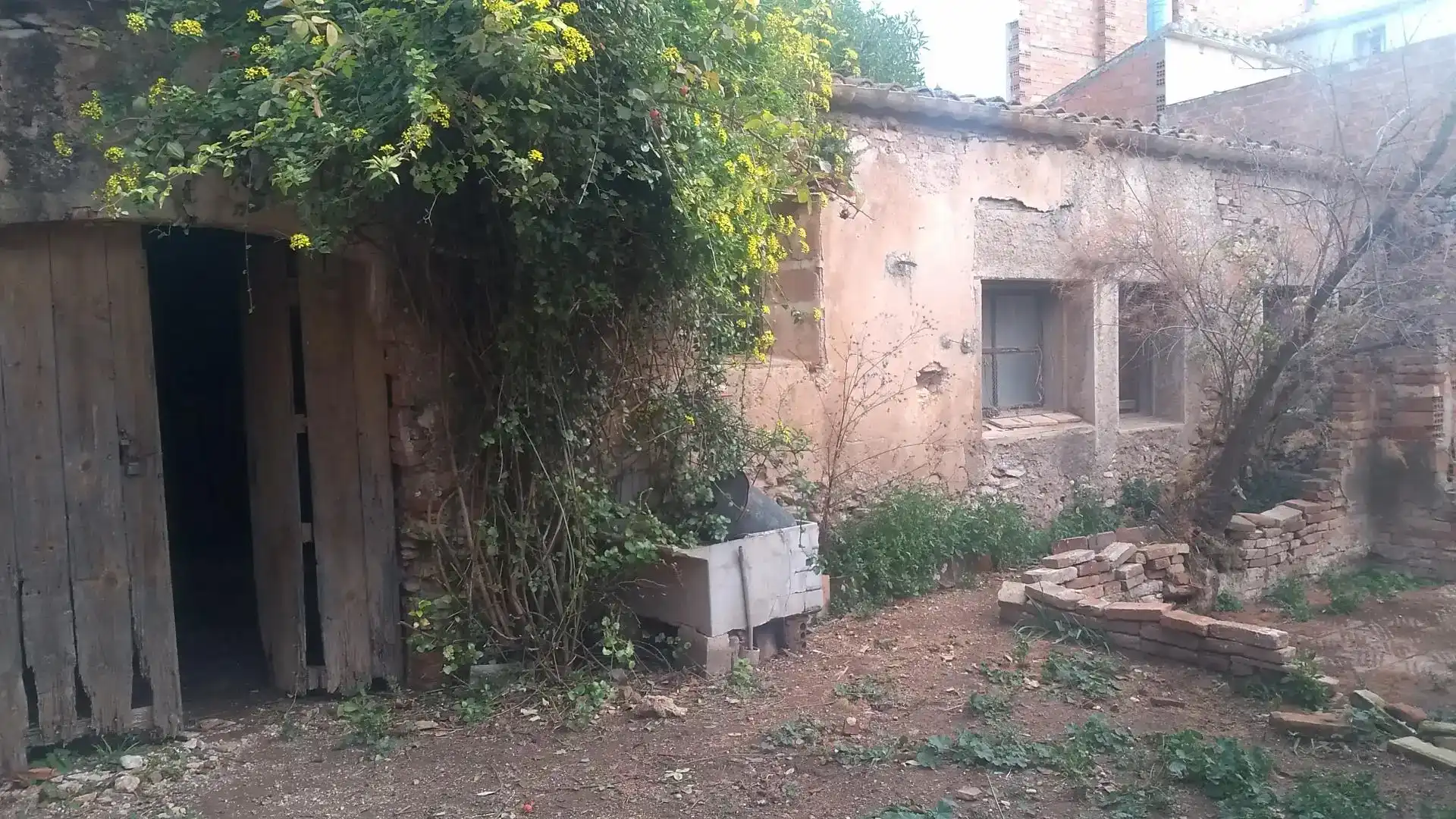 Garage for sale in Alió