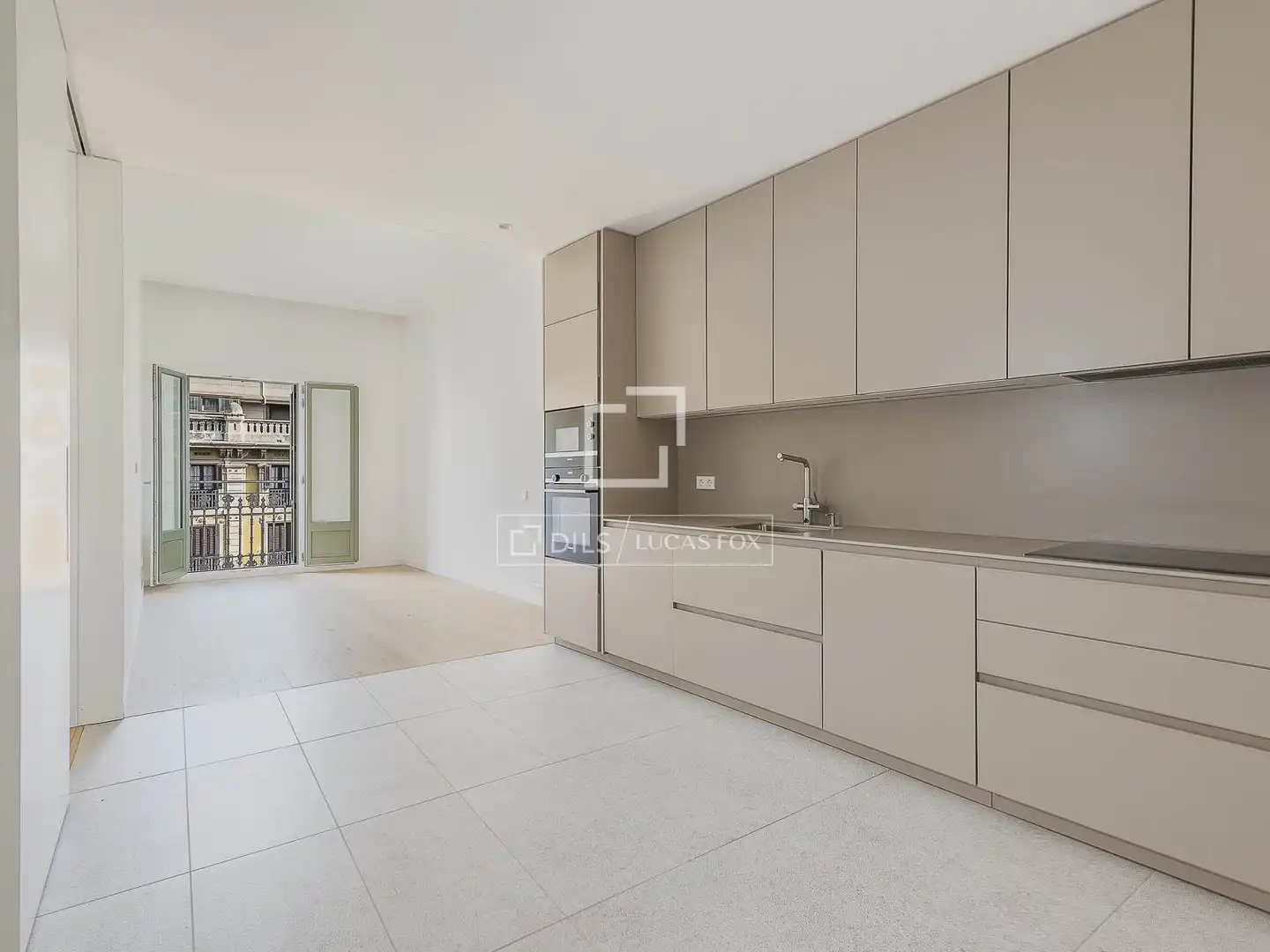 Kitchen of Flat for sale in Barcelona  with Air Conditioner, Heating and Parquet flooring