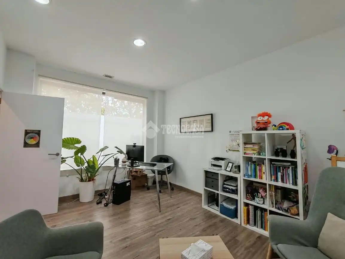 Local comercial de lloguer a Norte