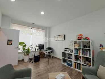 Business premises to rent in Norte