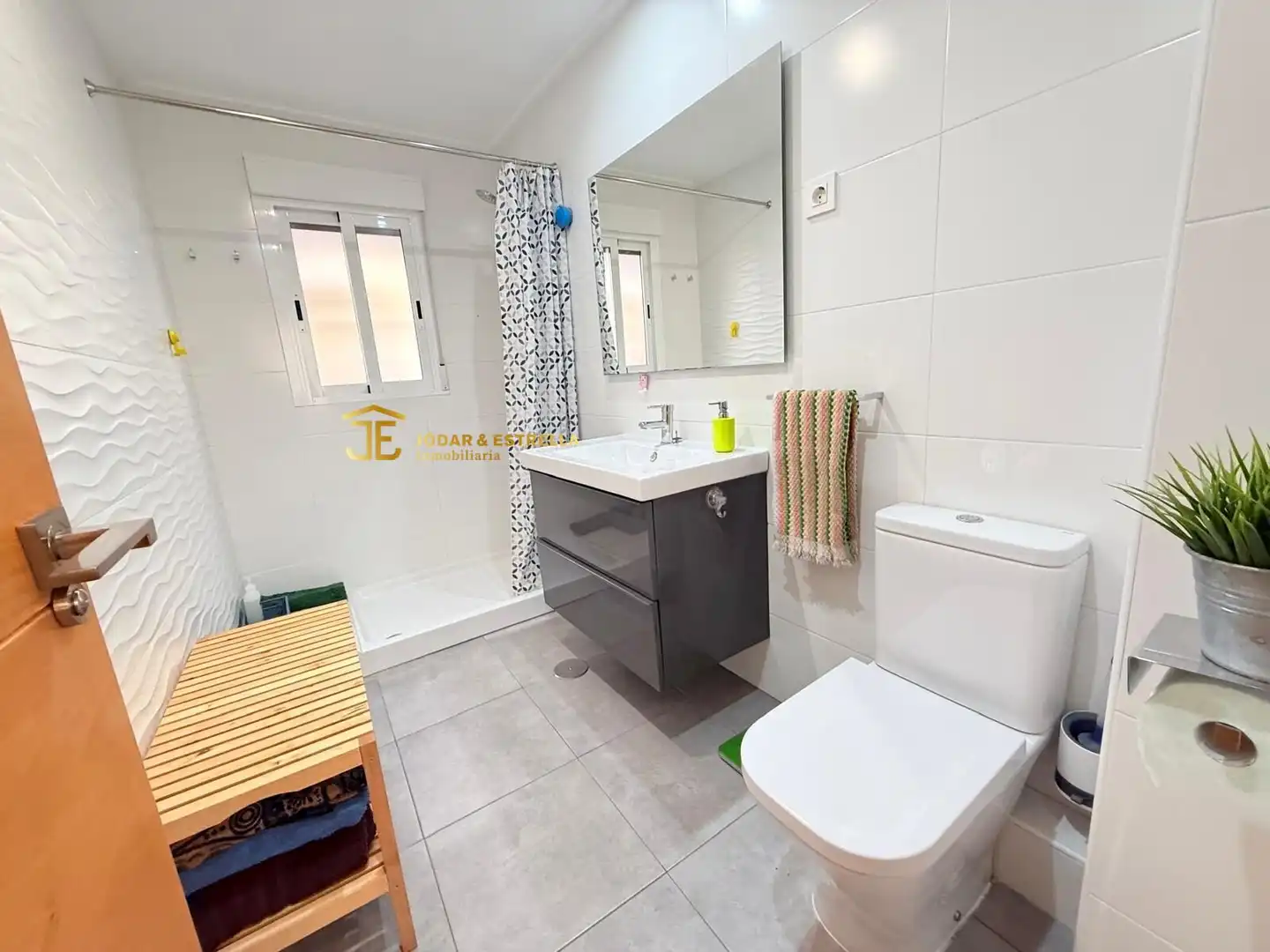 Baño de Piso en venta en Lorca con Aire acondicionado, Calefacción y Terraza