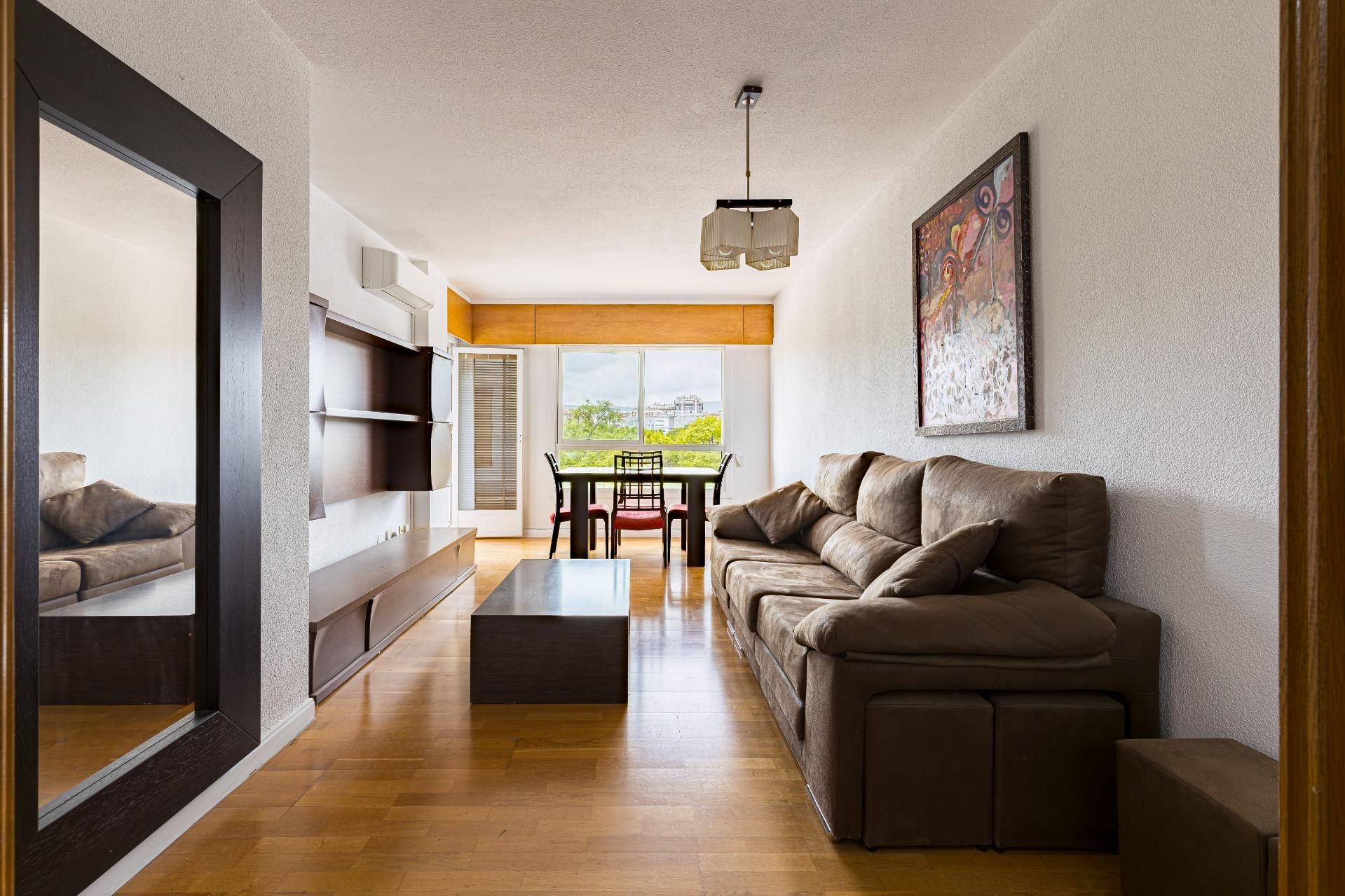 Living room of Flat for sale in  Murcia Capital  with Air Conditioner, Parquet flooring and Terrace