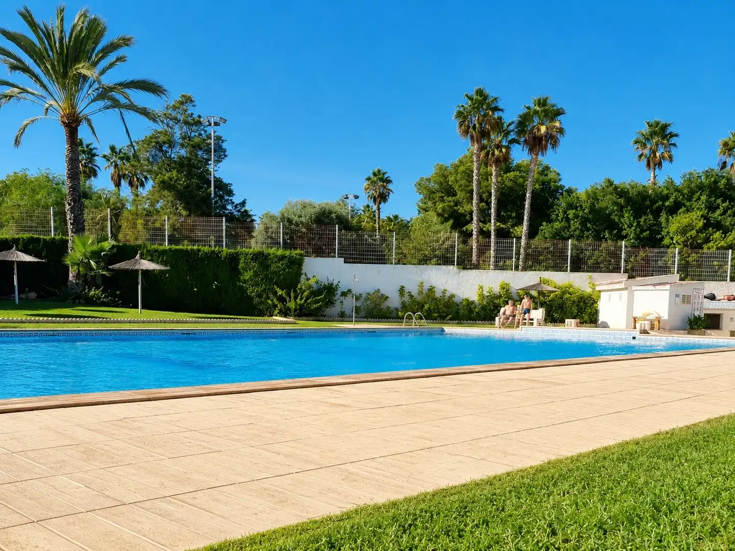 Piscina de Dúplex en venta en Torrevieja con Calefacción, Terraza y Piscina