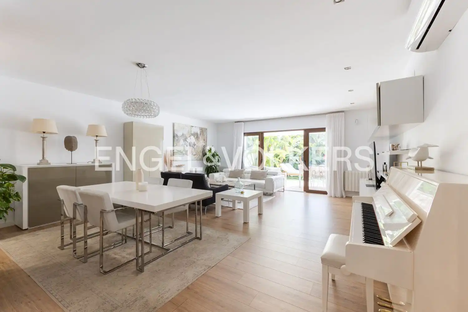 House with pool for sale in Rocafort, imagen 3